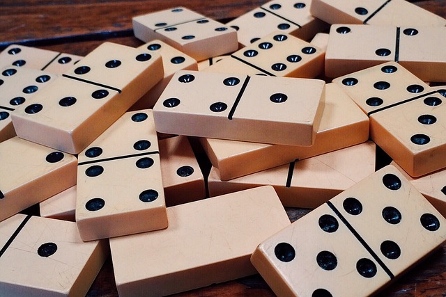 gra w domino